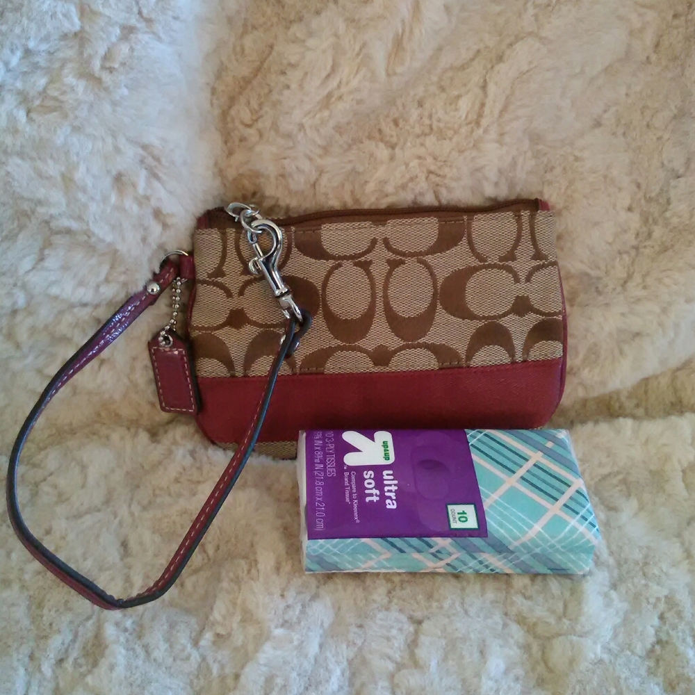 Coach Purse - Picture 4 of 5